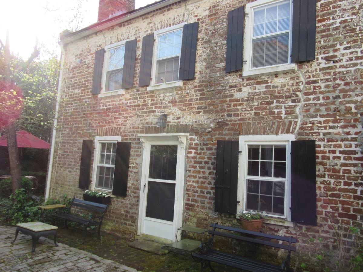 | Historic 86 Church Street