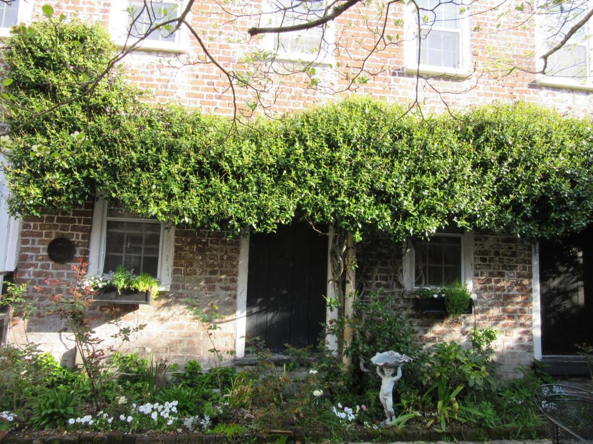 | Historic 86 Church Street