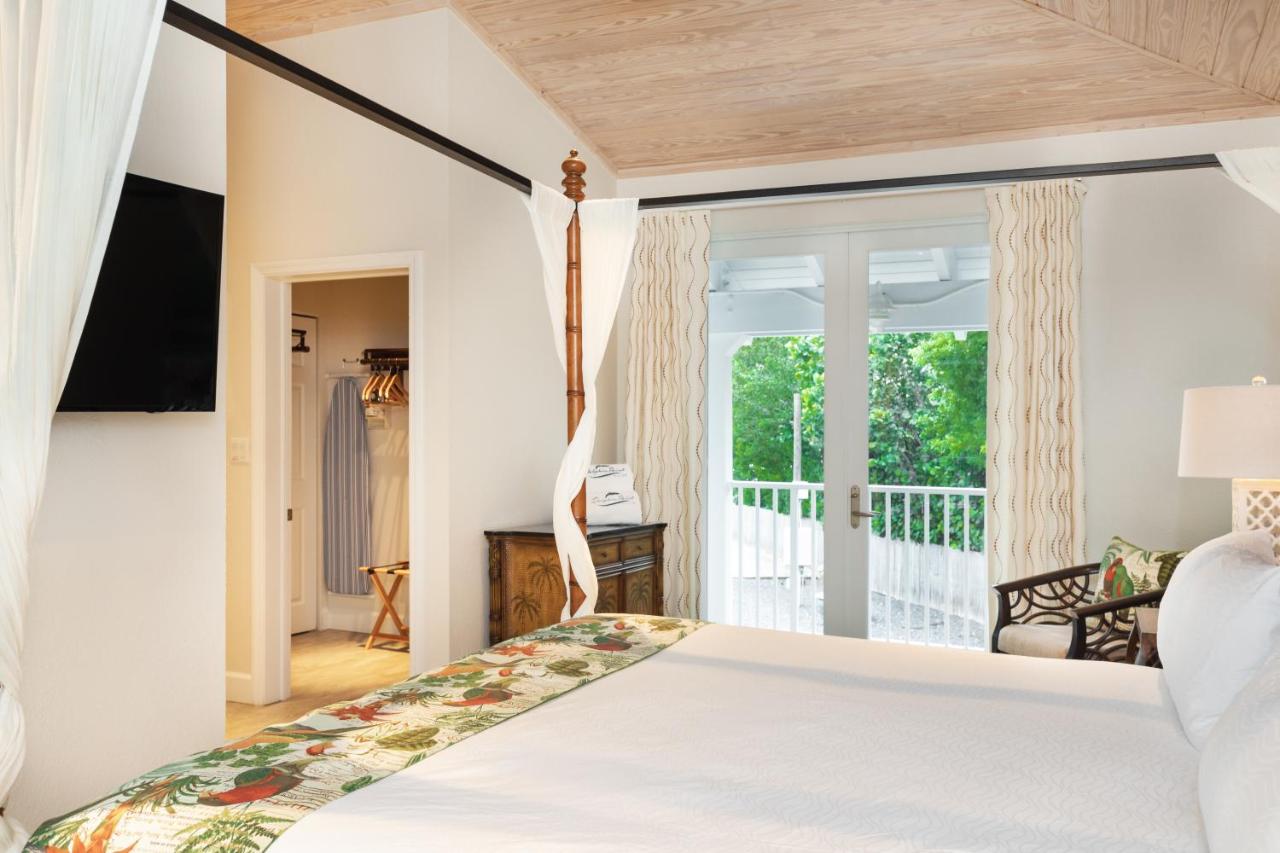 Villa - Beach Front at Dolphin Point Villas