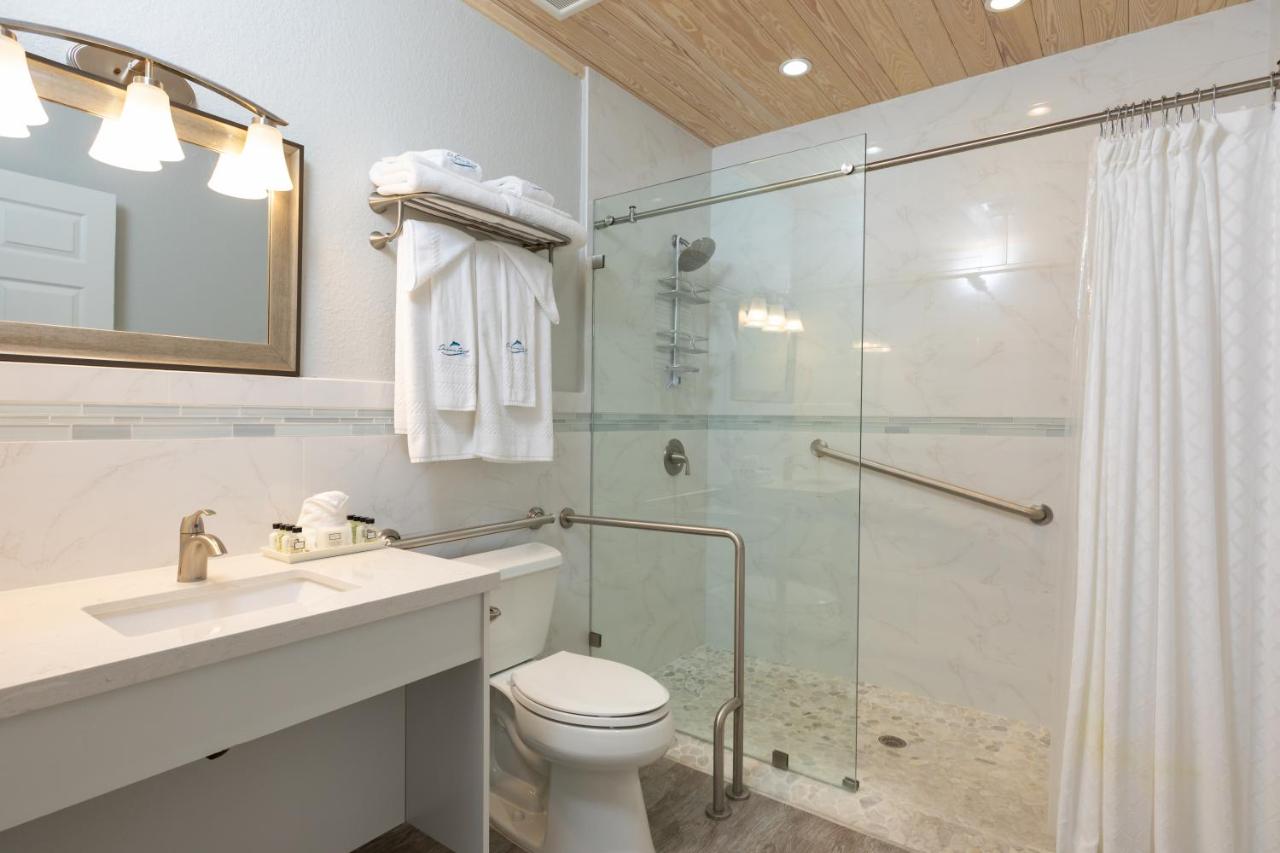 Two-Bedroom Villa at Dolphin Point Villas