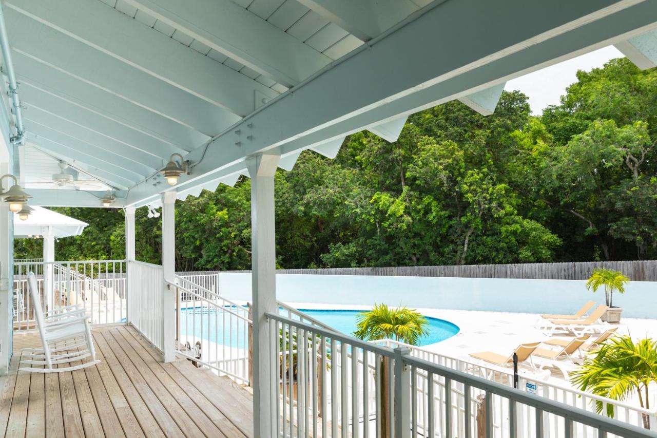 Deluxe Villa at Dolphin Point Villas