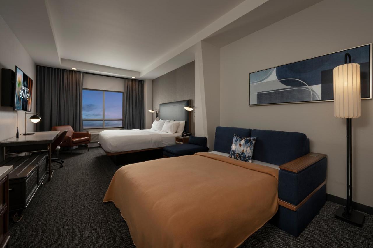 Executive King Suite with Sofa Bed at Courtyard by Marriott Houston Kemah