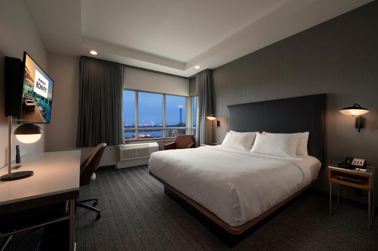 Two-Bedroom Larger Corner Suite at Courtyard by Marriott Houston Kemah