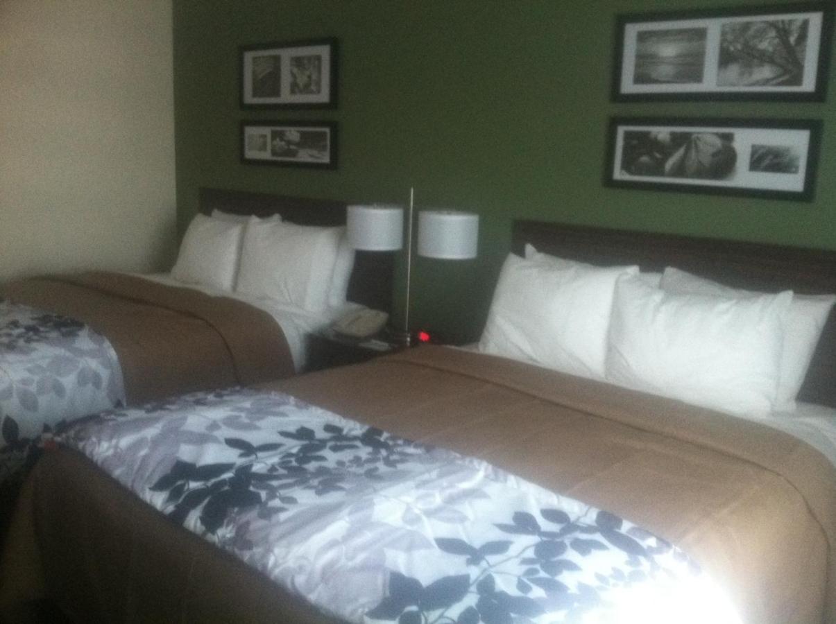  | Sleep Inn & Suites Garden City