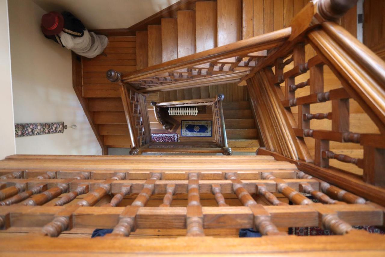  | Beauclaires Bed & Breakfast