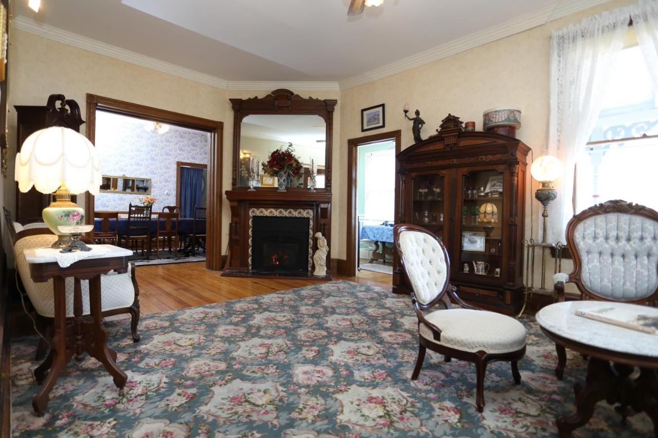  | Beauclaires Bed & Breakfast