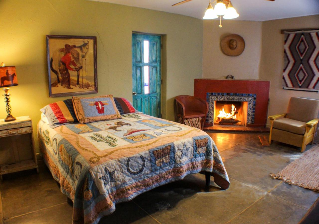 | Rancho de la Osa Guest Ranch