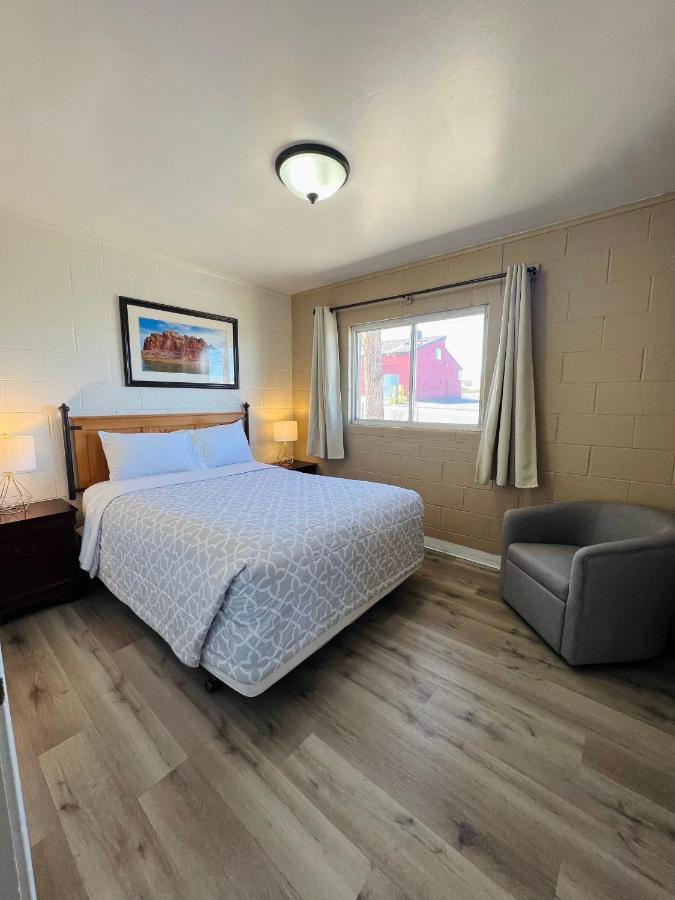  | Lake Powell Motel & Apartments