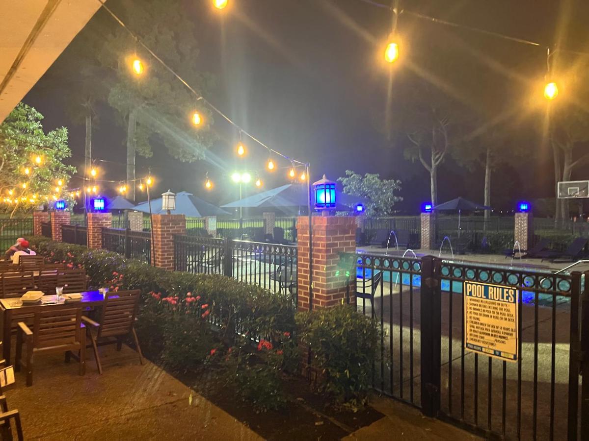  | Whispering Woods Hotel & Conference Center
