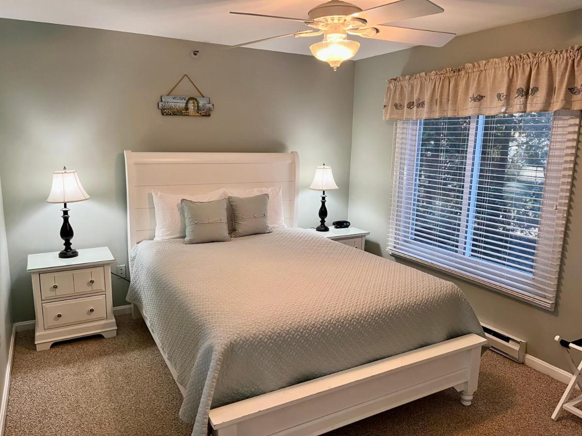  | Elmwood Resort Hotel