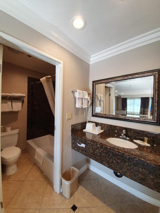 King Studio Suite - Non-Smoking at Super 8 by Wyndham Cypress Buena Park Area