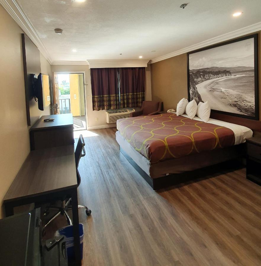 Deluxe King Studio Suite - Non-Smoking at Super 8 by Wyndham Cypress Buena Park Area