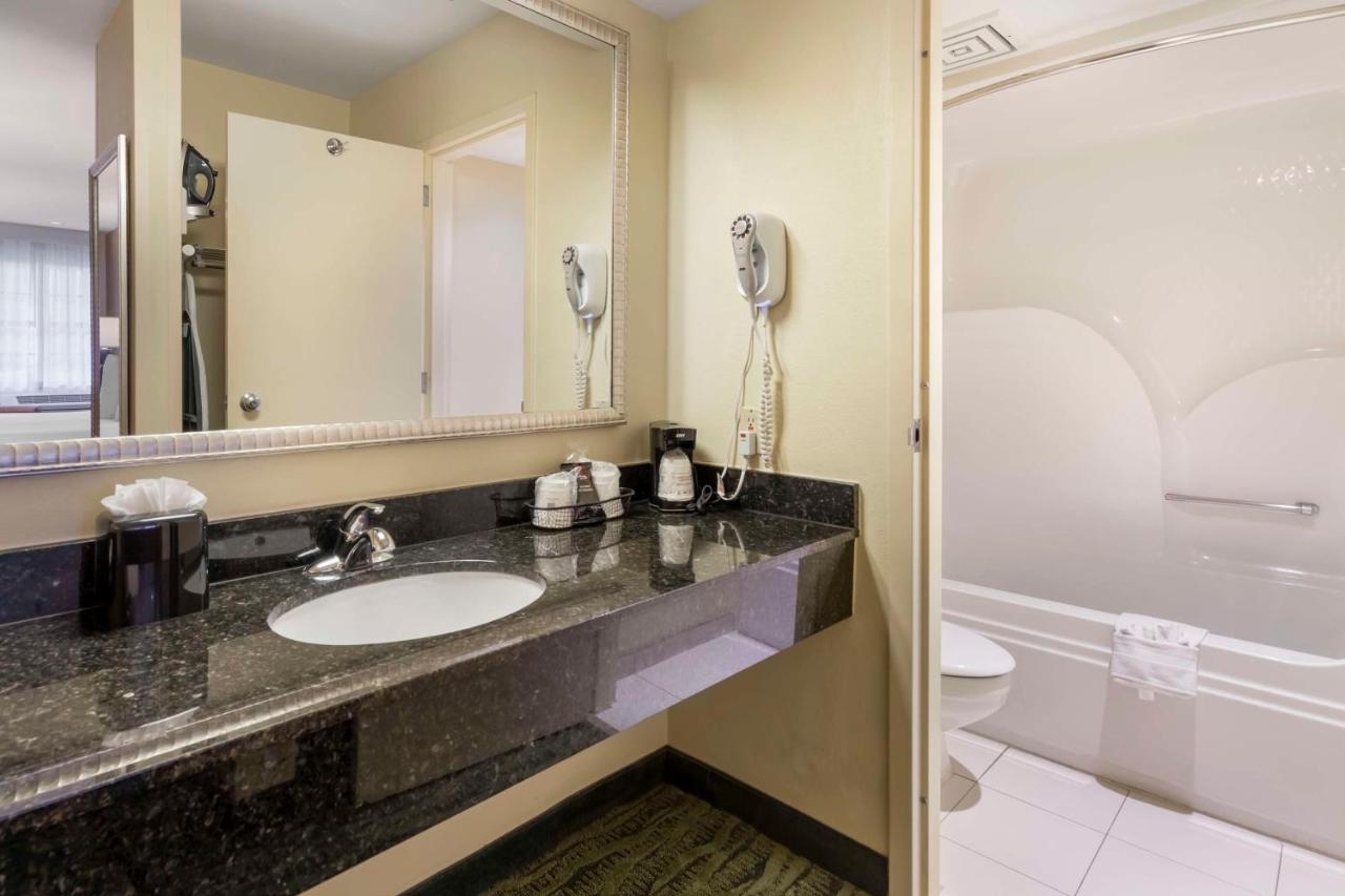 King Room - First Floor at Best Western McAllen Medical Center
