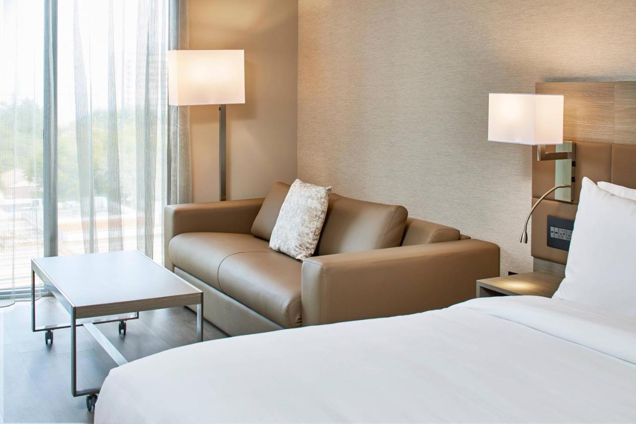 Guest room, 1 King, Sofa bed at AC Hotel Miami Wynwood