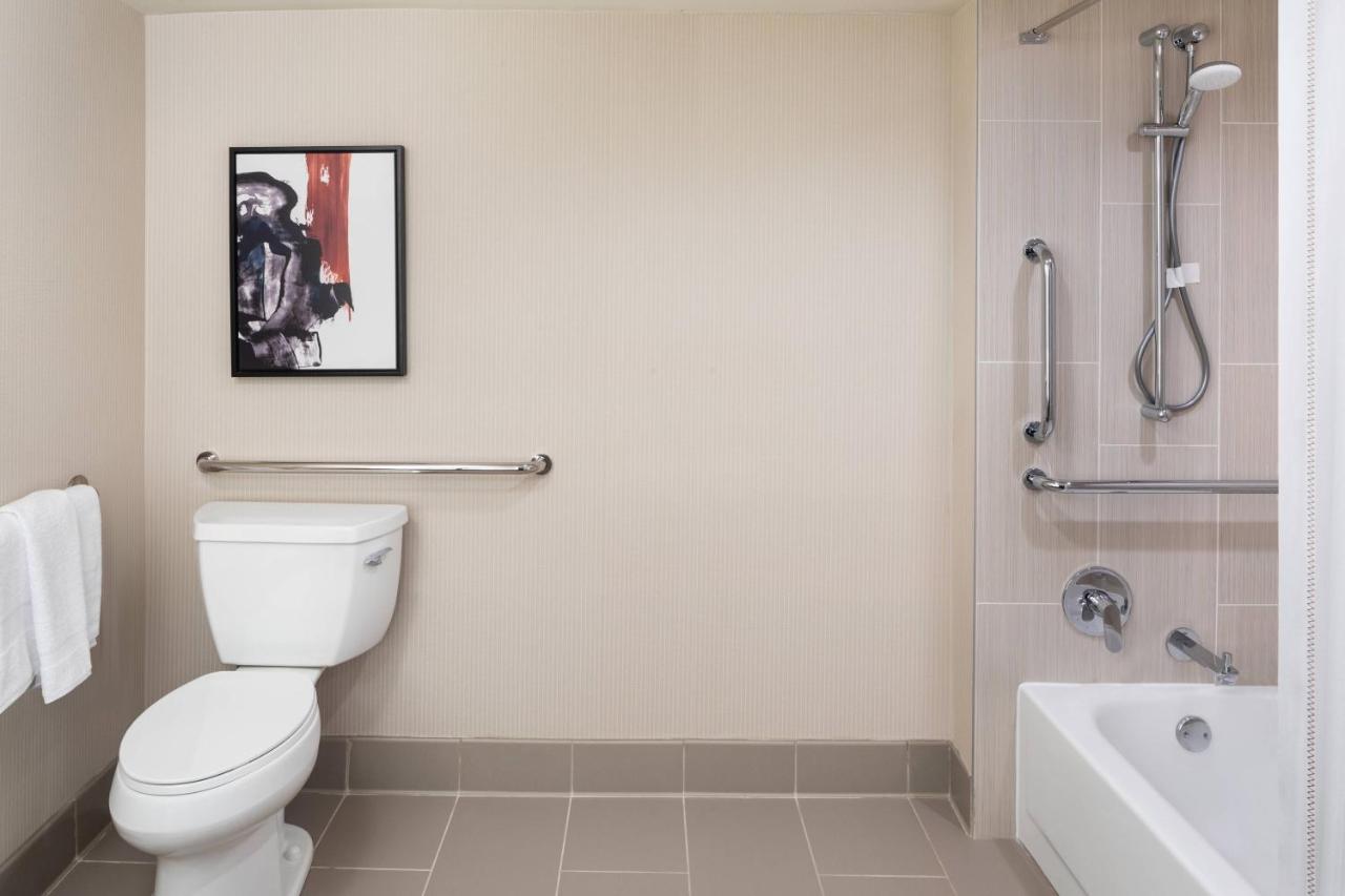  | Delta Hotel Philadelphia Airport