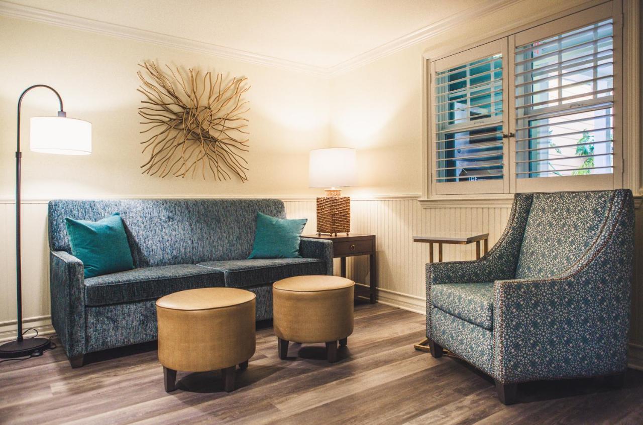 King Suite with Pool View at Avila Beach House