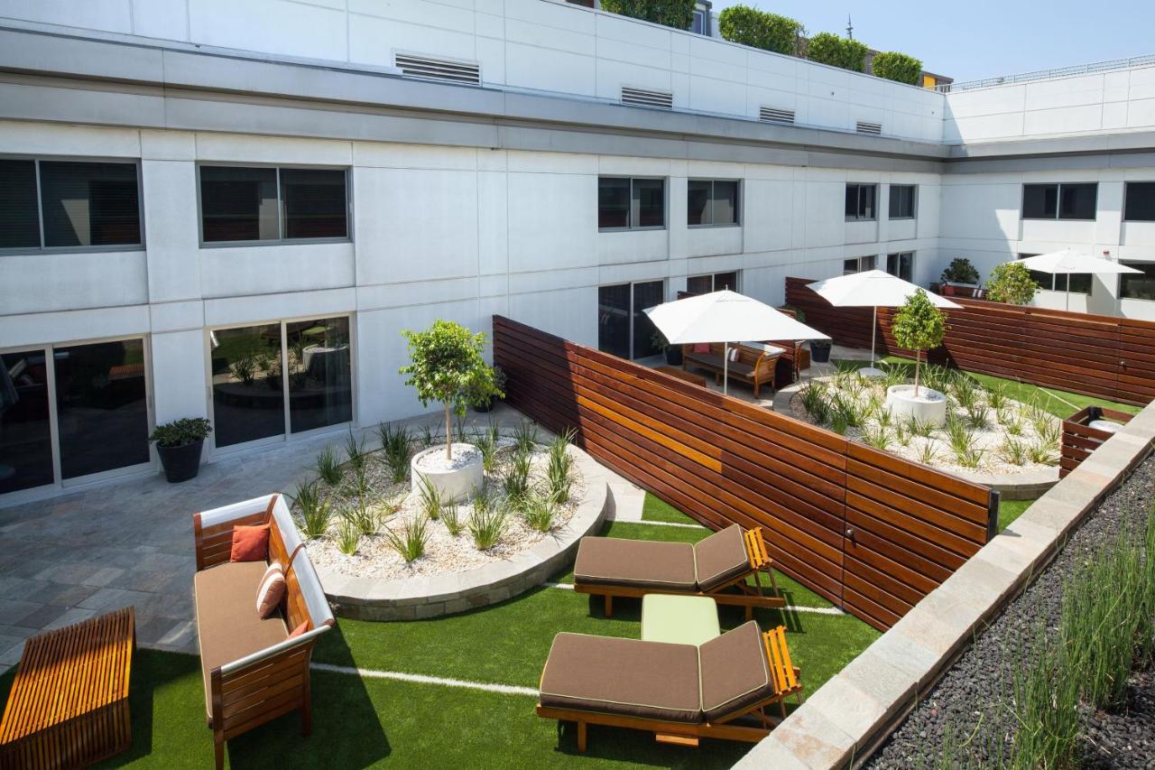 | SLS Hotel, Beverly Hills