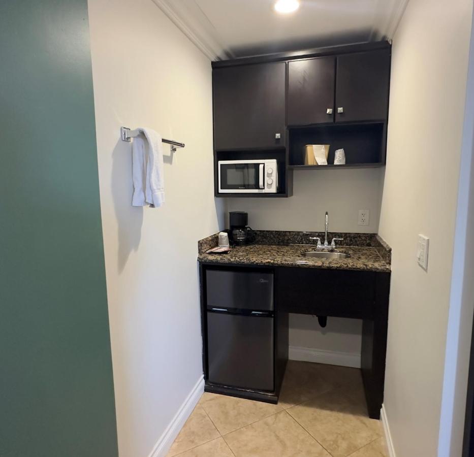 Deluxe King Room at Garden Inn & Suites