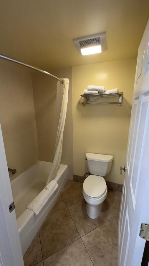Deluxe King Suite at Garden Inn & Suites