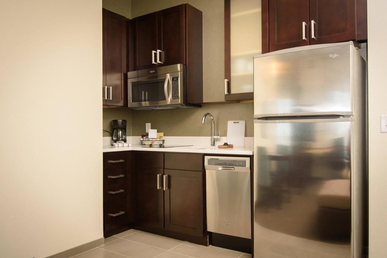 King Studio at Residence Inn Cleveland Avon at The Emerald Event Center