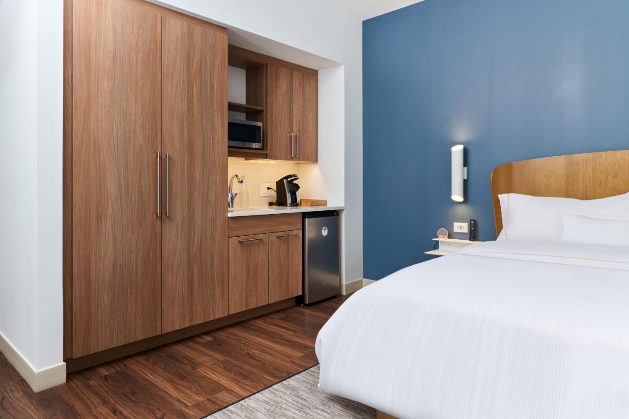Standard King Room at Element by Marriott Chattanooga East