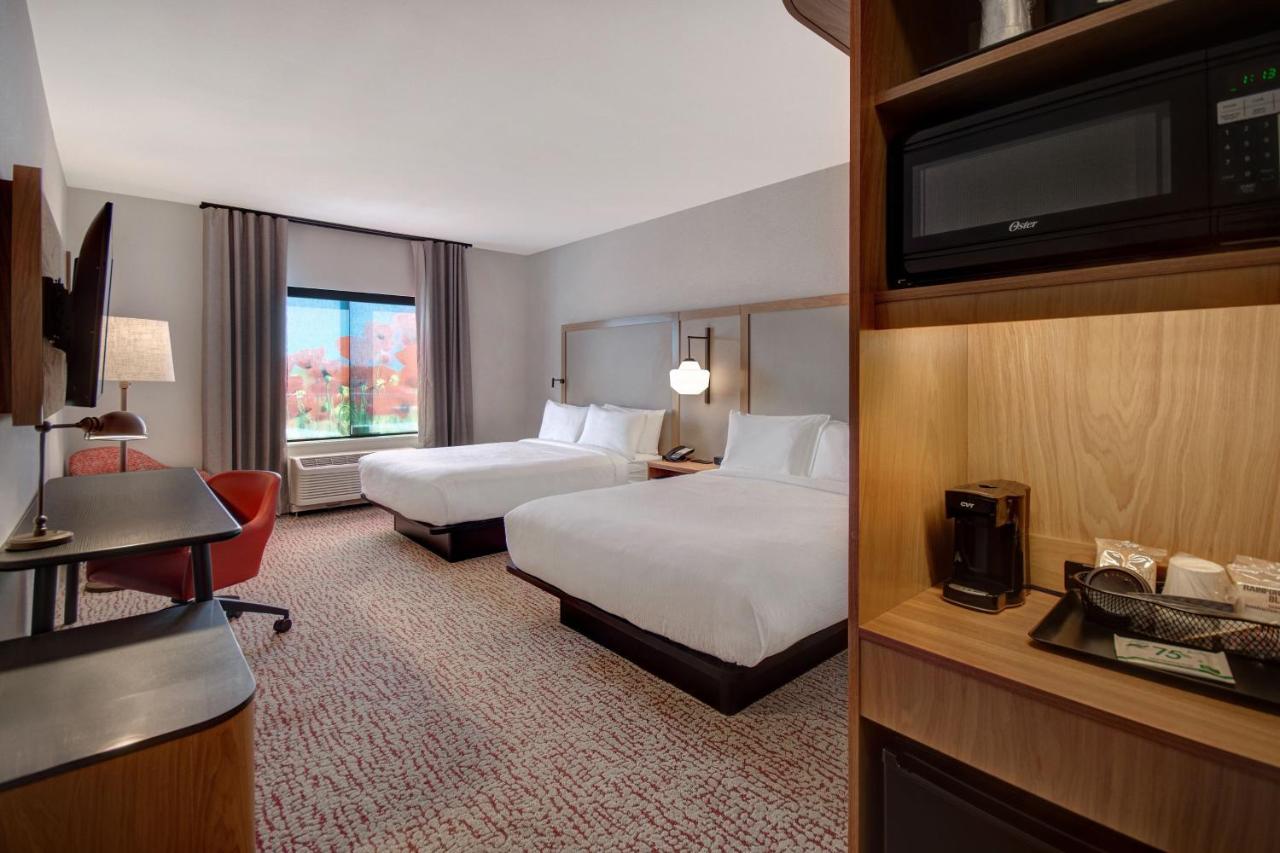 | Fairfield Inn & Suites Lancaster Palmdale