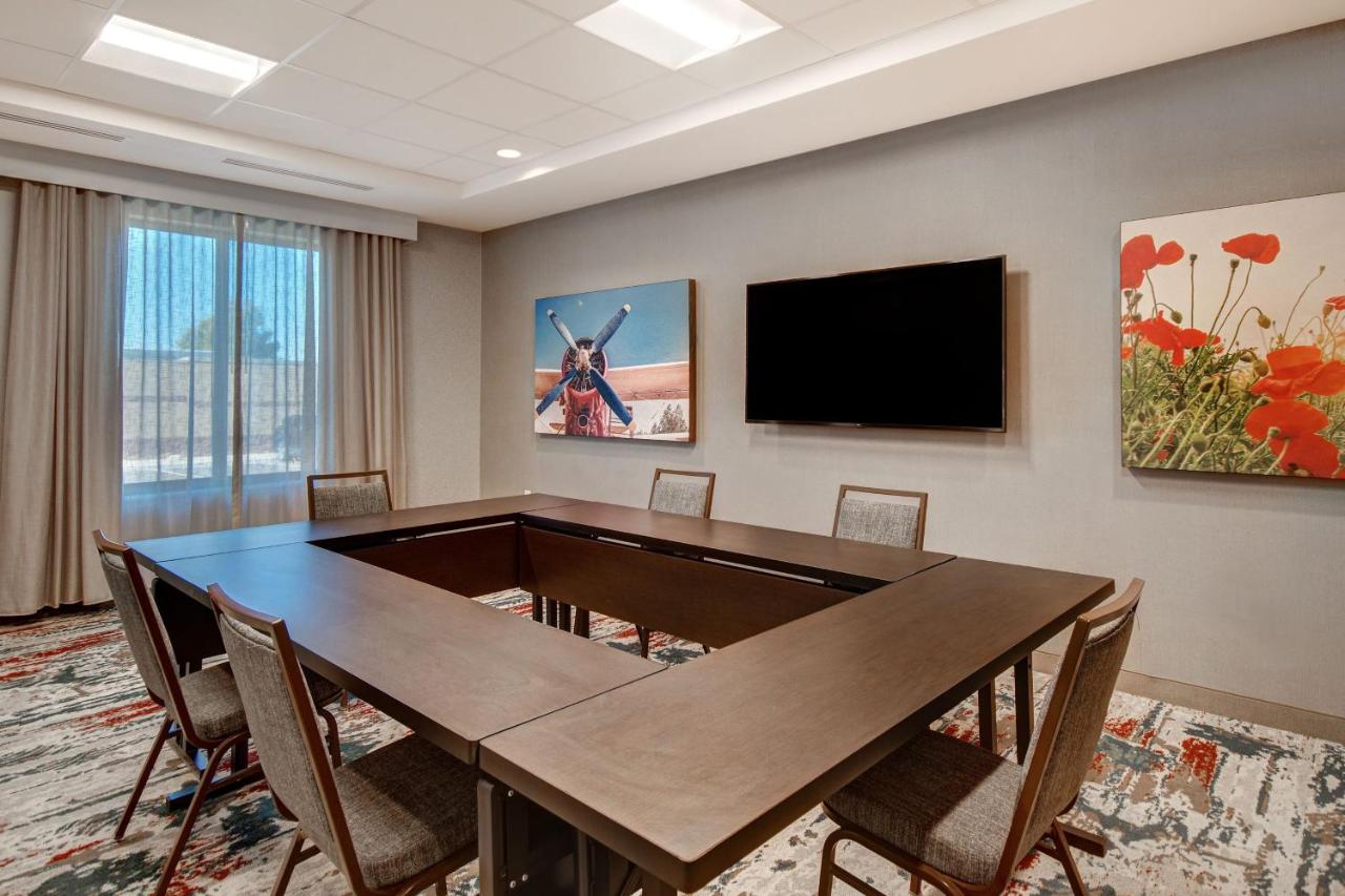 | Fairfield Inn & Suites Lancaster Palmdale