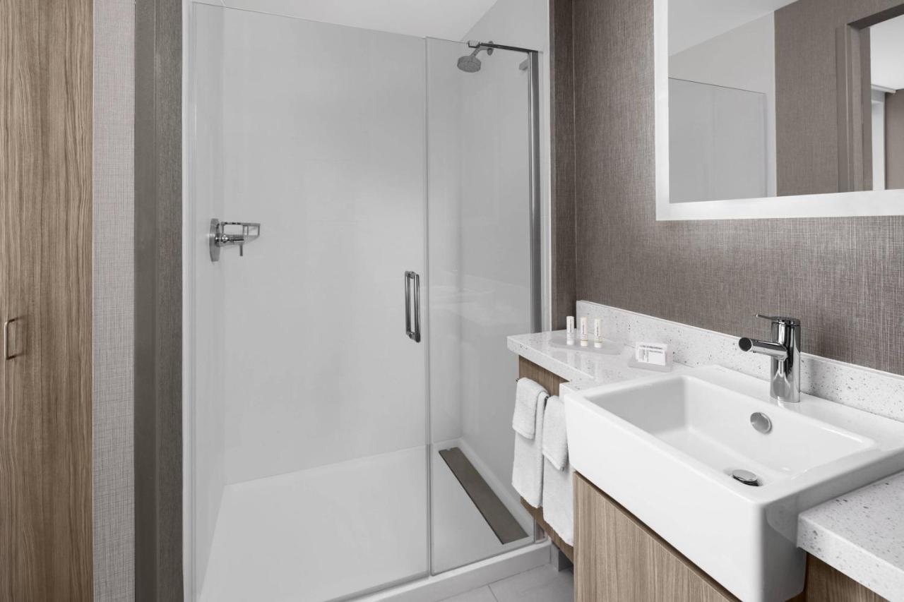 King Studio Suite with Trundle Bed - Hearing Accessible at SpringHill Suites by Marriott East Rutherford Meadowlands/Carlstadt
