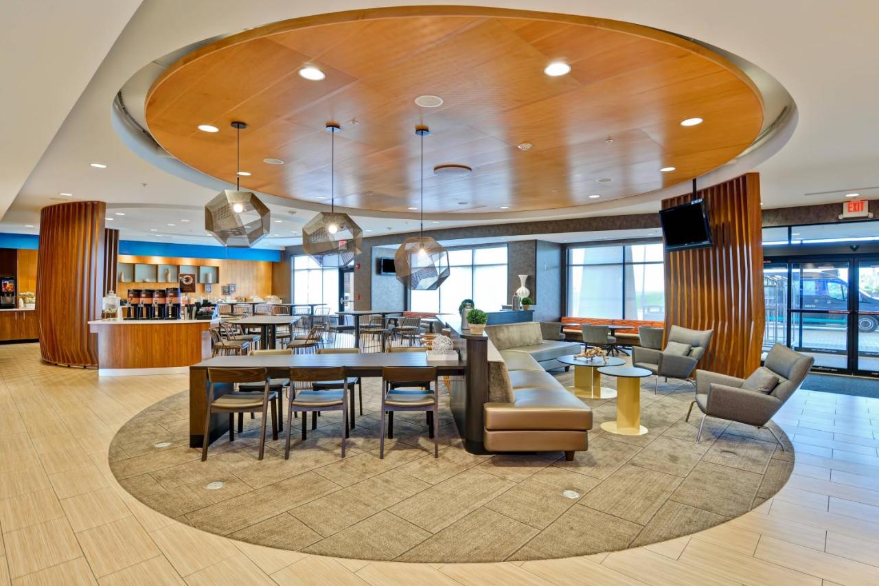 | SpringHill Suites Cincinnati Airport South