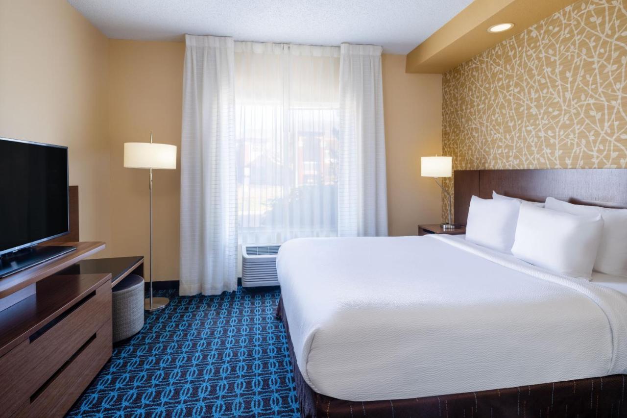 One-Bedroom Executive King Suite at Fairfield Inn and Suites by Marriott Denver Aurora/ Medical Center
