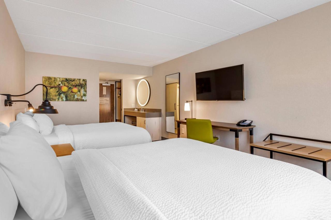 | Fairfield Inn & Suites by Marriott Providence Airport Warwick