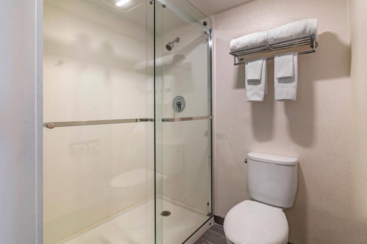 | Fairfield Inn & Suites by Marriott Providence Airport Warwick