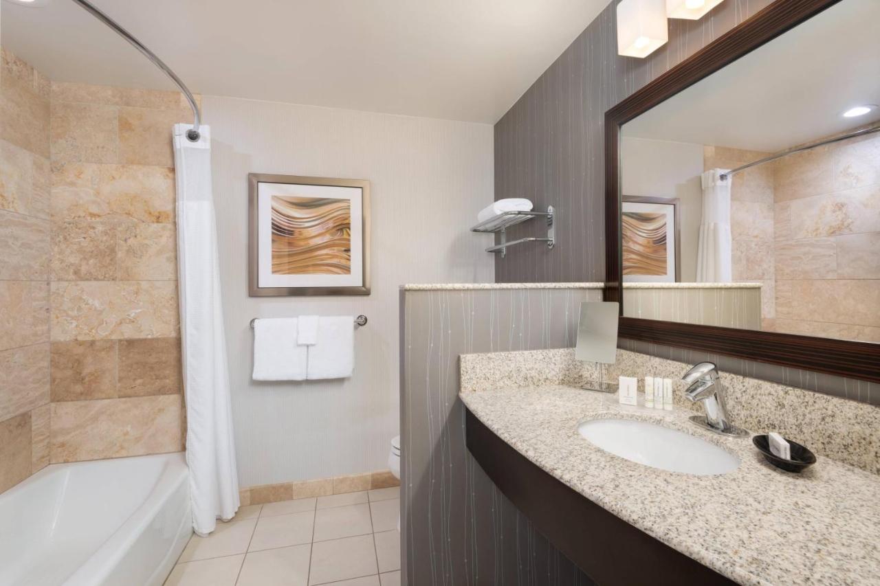  | Courtyard by Marriott Pittsburgh Washington/Meadow Lands