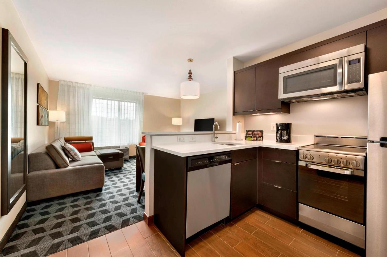  | TownePlace Suites Pittsburgh Airport/Robinson Township
