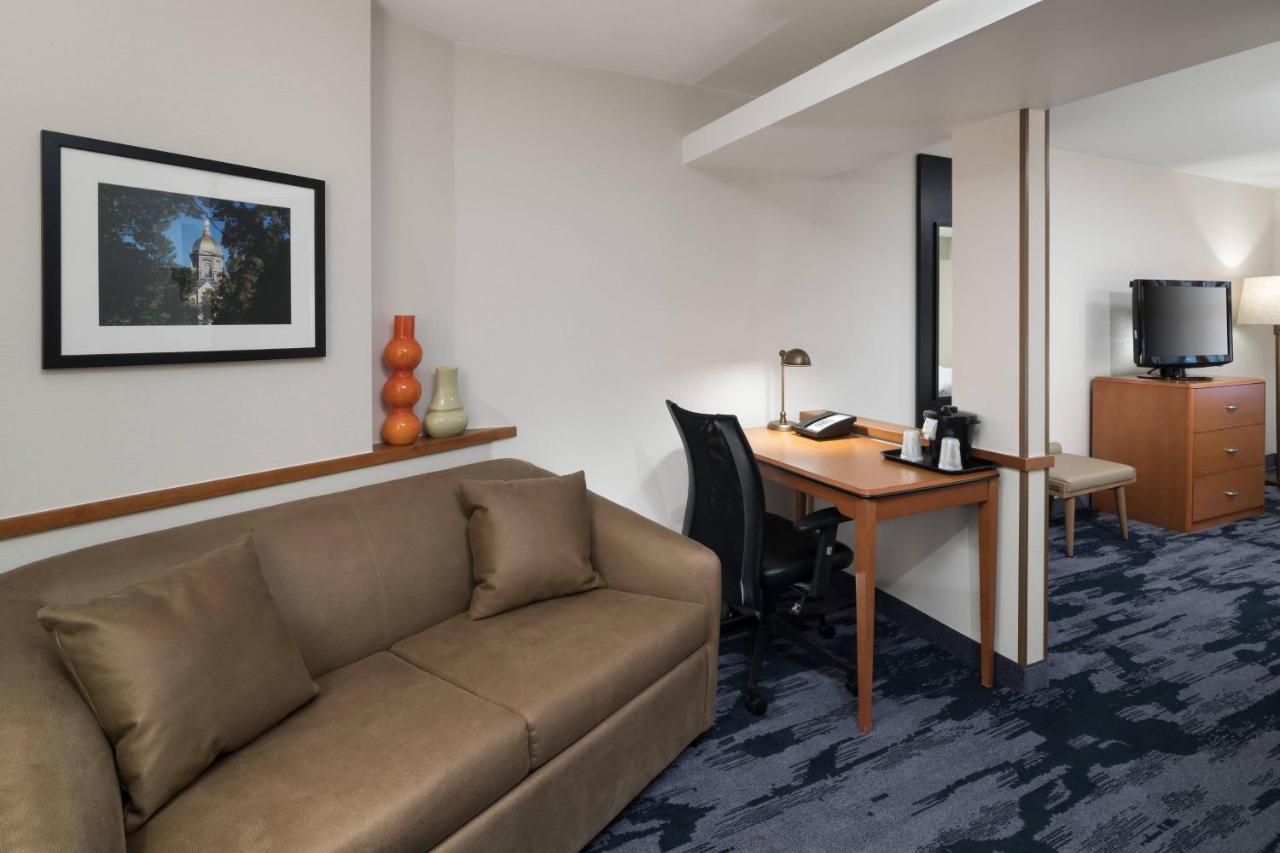 Queen Studio at Fairfield Inn & Suites by Marriott South Bend at Notre Dame