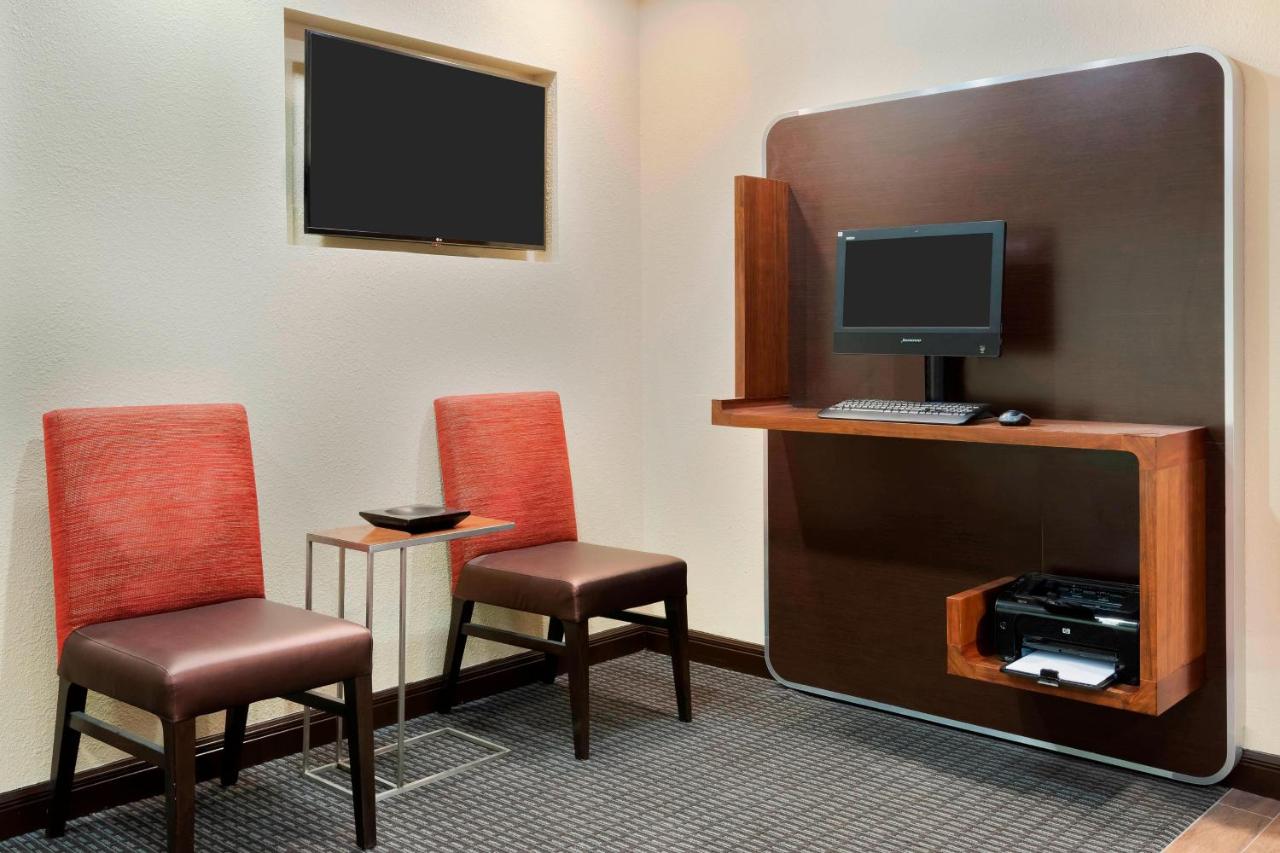  | TownePlace Suites by Marriott Savannah Midtown