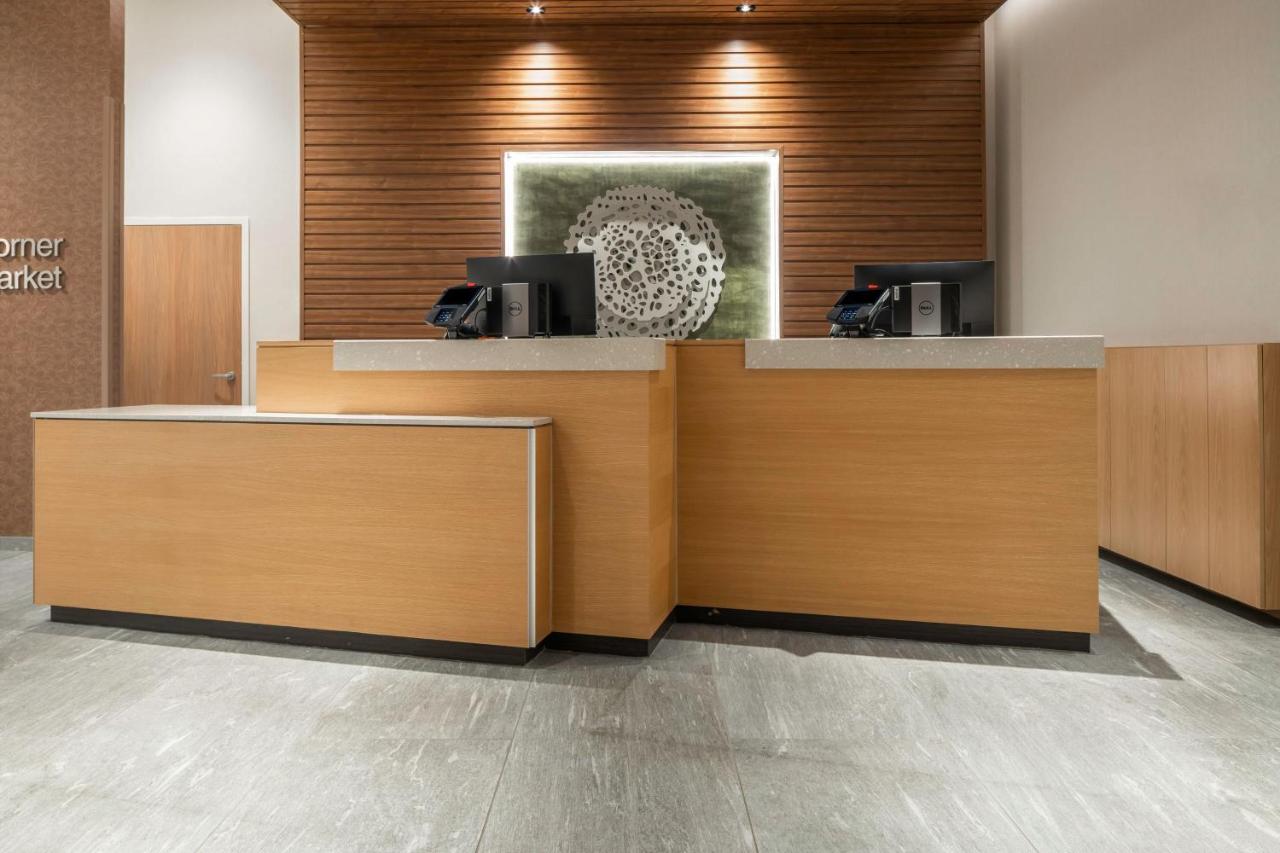 | Fairfield by Marriott Inn & Suites Kansas City North, Gladstone