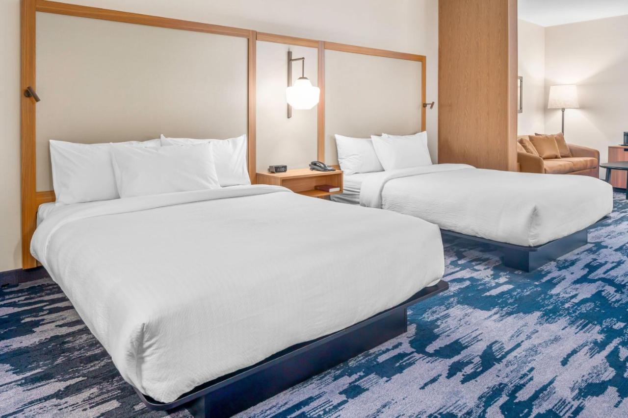 | Fairfield by Marriott Inn & Suites Kansas City North, Gladstone