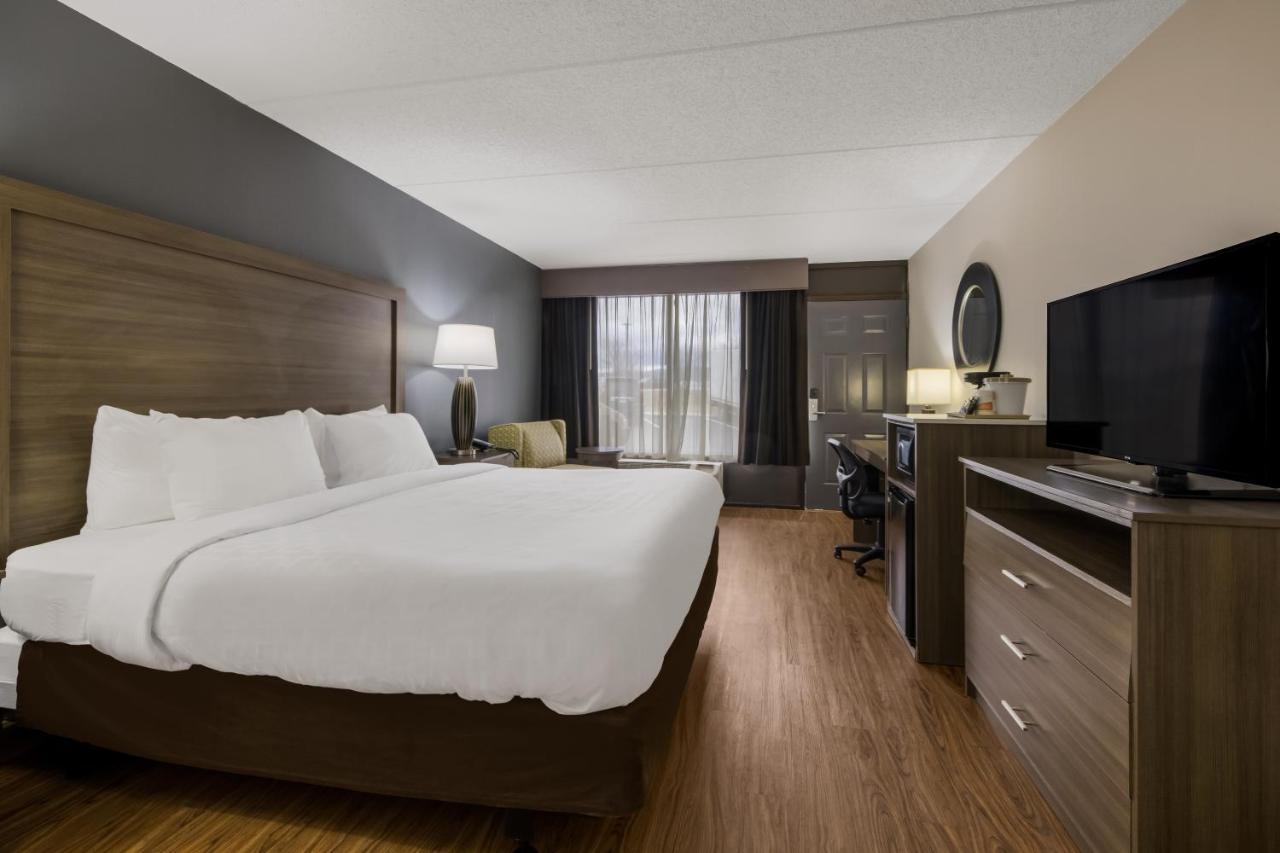 King Room - Accessible/Non Smoking at Quality Inn Asheville Airport