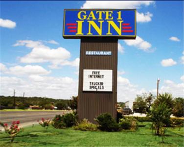| Gate 1 Inn