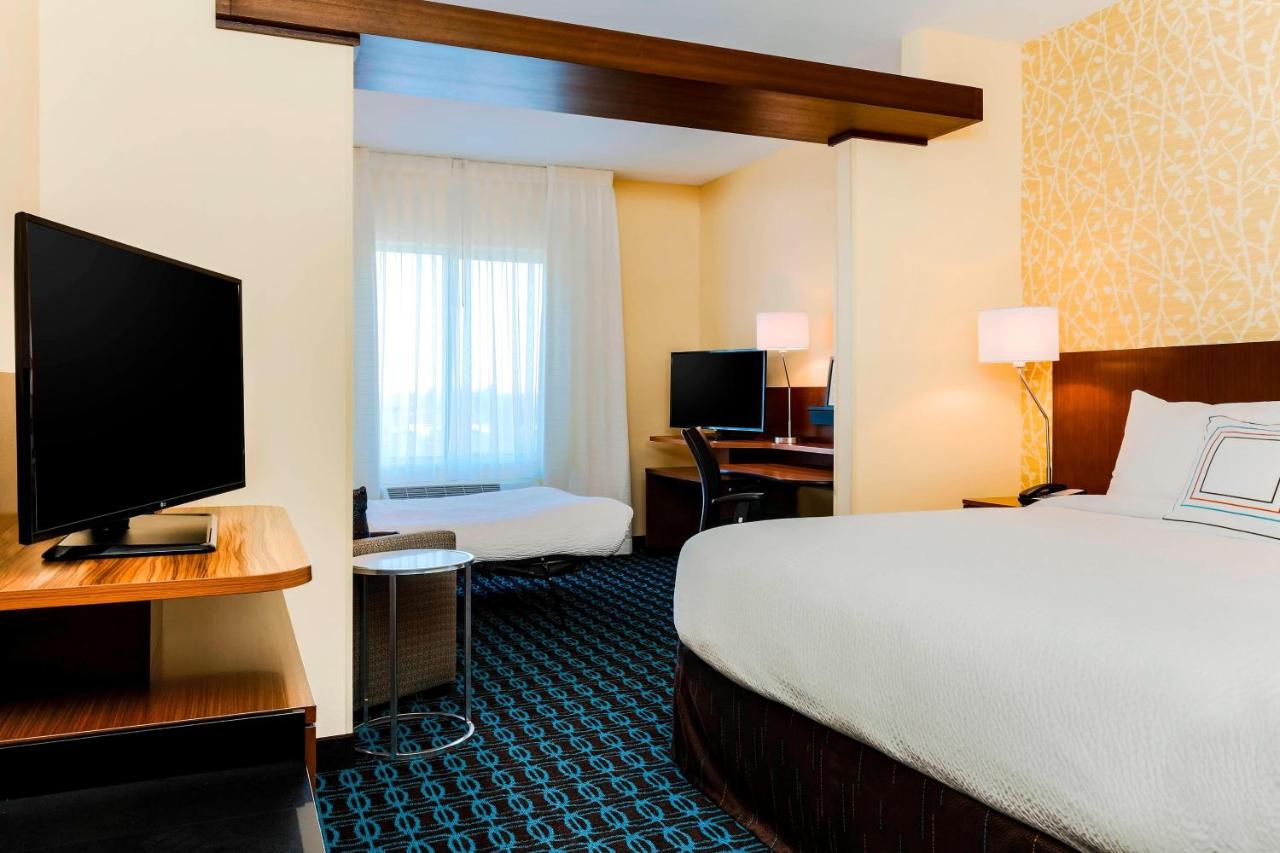 King Suite at Fairfield Inn & Suites Pecos