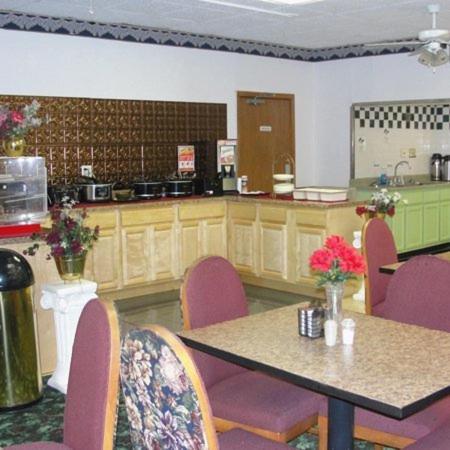 | Royal Inn