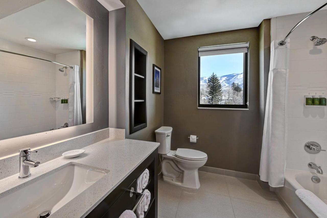One-Bedroom King Suite with Sofa Bed at Residence Inn by Marriott Steamboat Springs