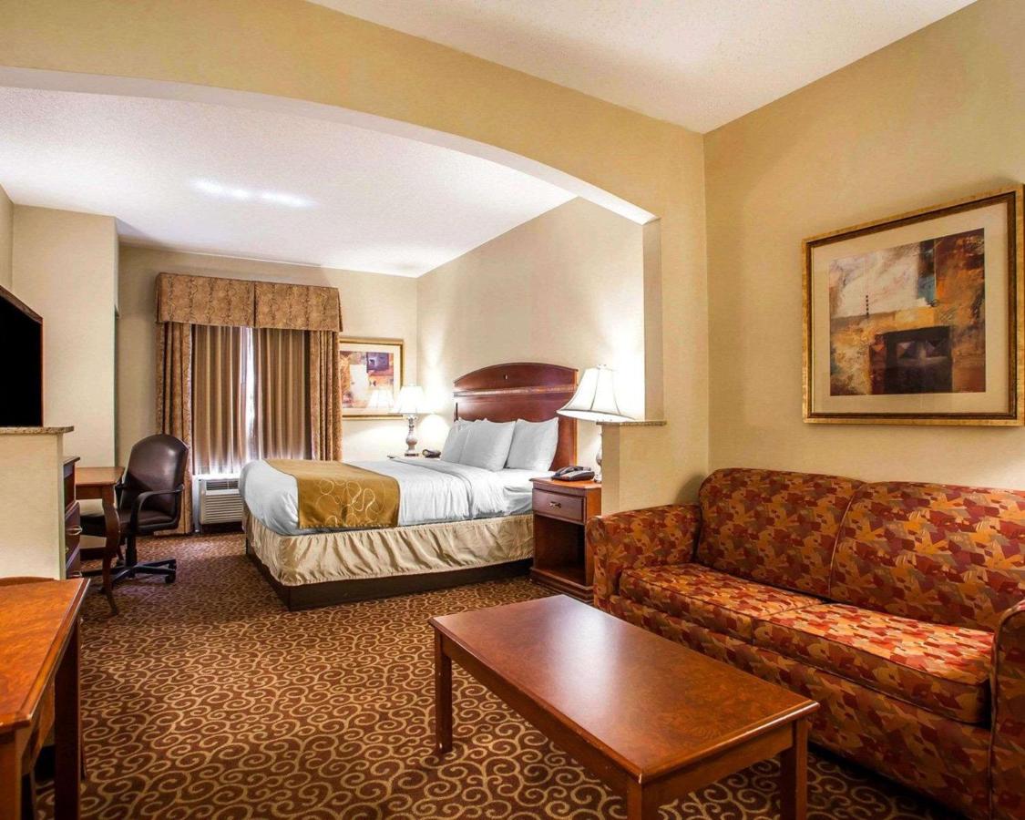  | Comfort Suites East Brunswick - South River