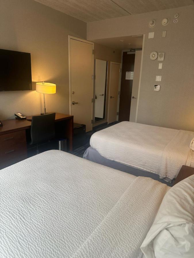 | Fairfield Inn & Suites by Marriott New York Brooklyn