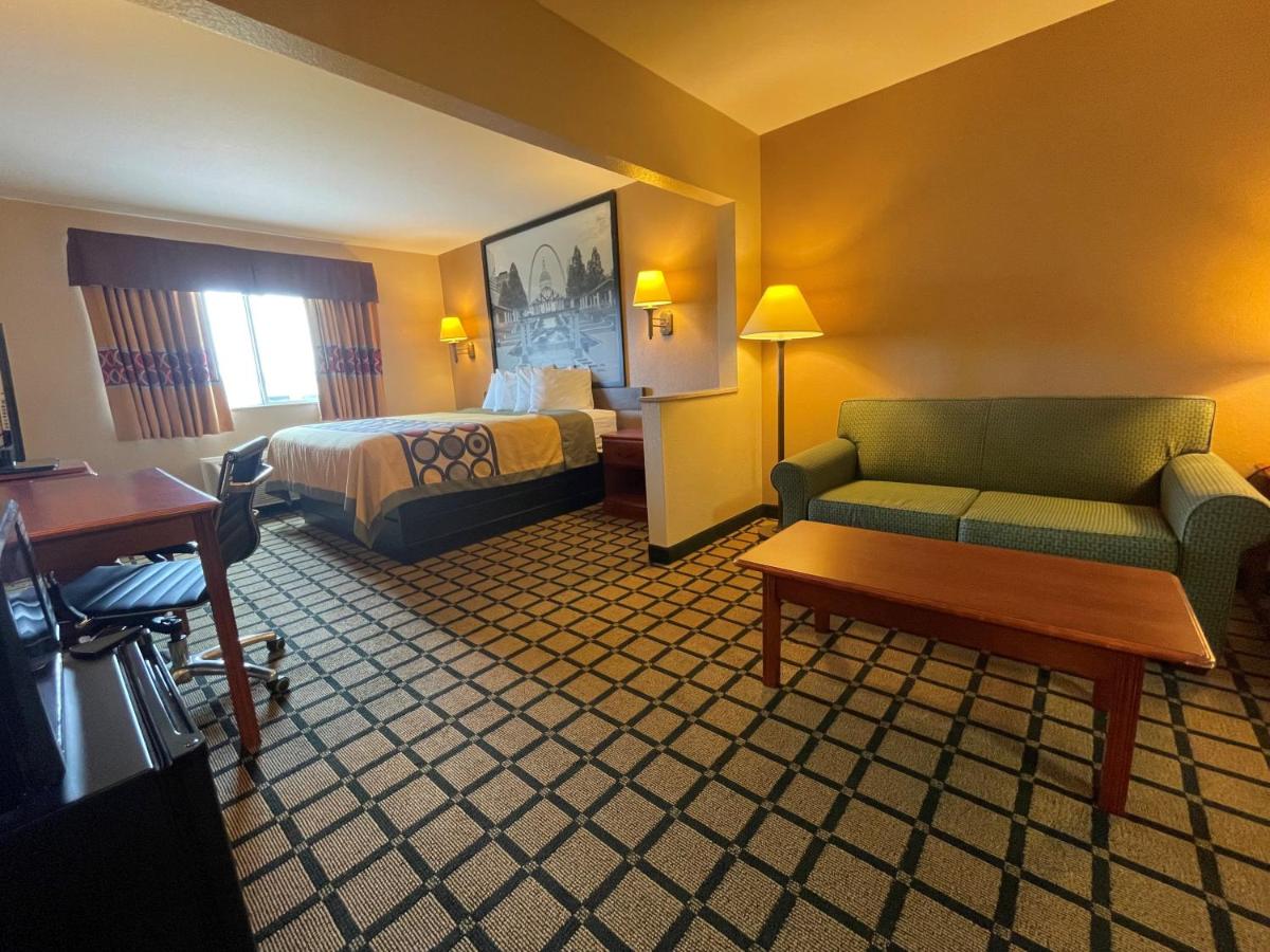 King Studio Suite - Non-Smoking at Super 8 by Wyndham Rolla