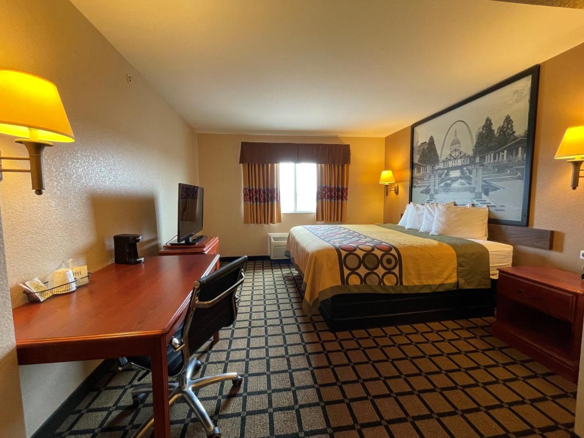 King Studio Suite - Non-Smoking at Super 8 by Wyndham Rolla