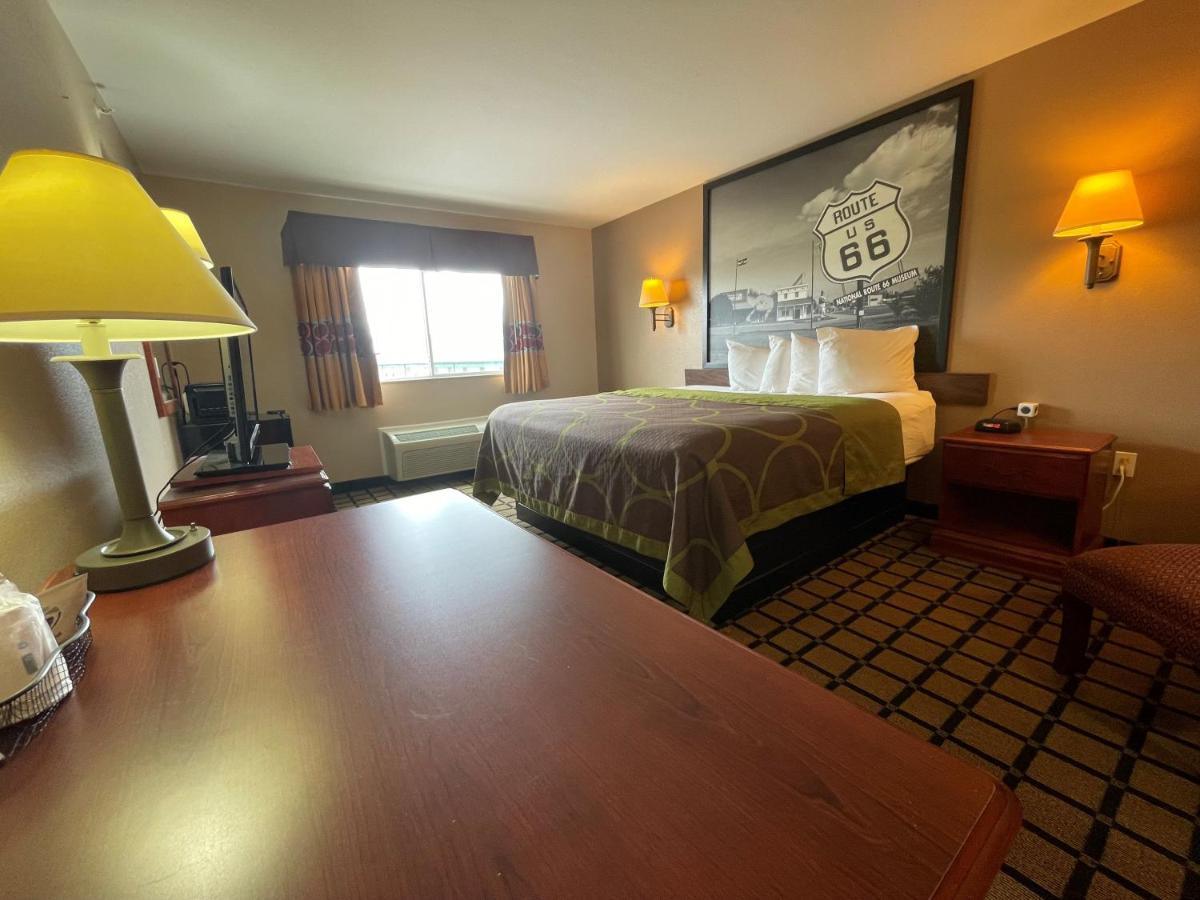 King Room - Disability Access - Non-Smoking at Super 8 by Wyndham Rolla