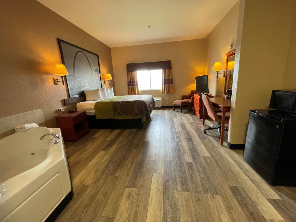 Deluxe King Studio Suite - Non-Smoking at Super 8 by Wyndham Rolla