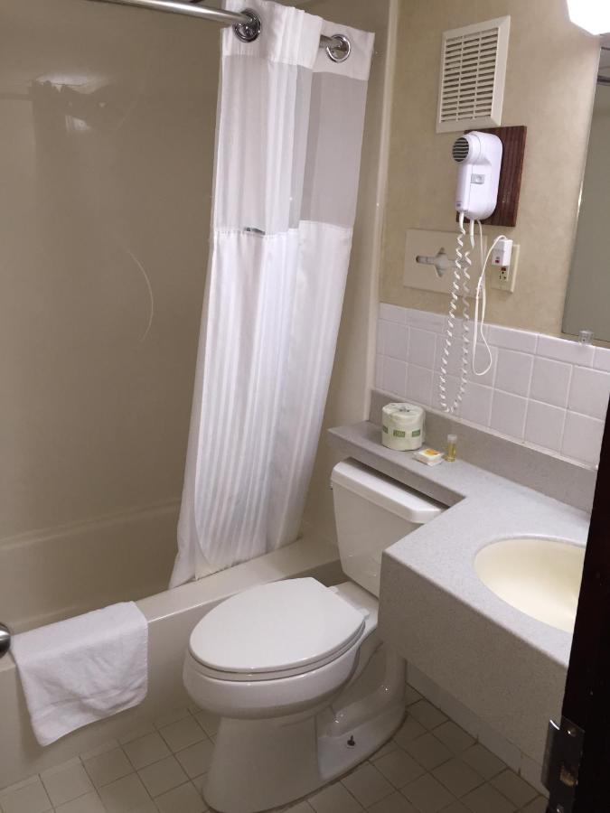 Efficiency King Room at Days Inn by Wyndham Pittsburgh